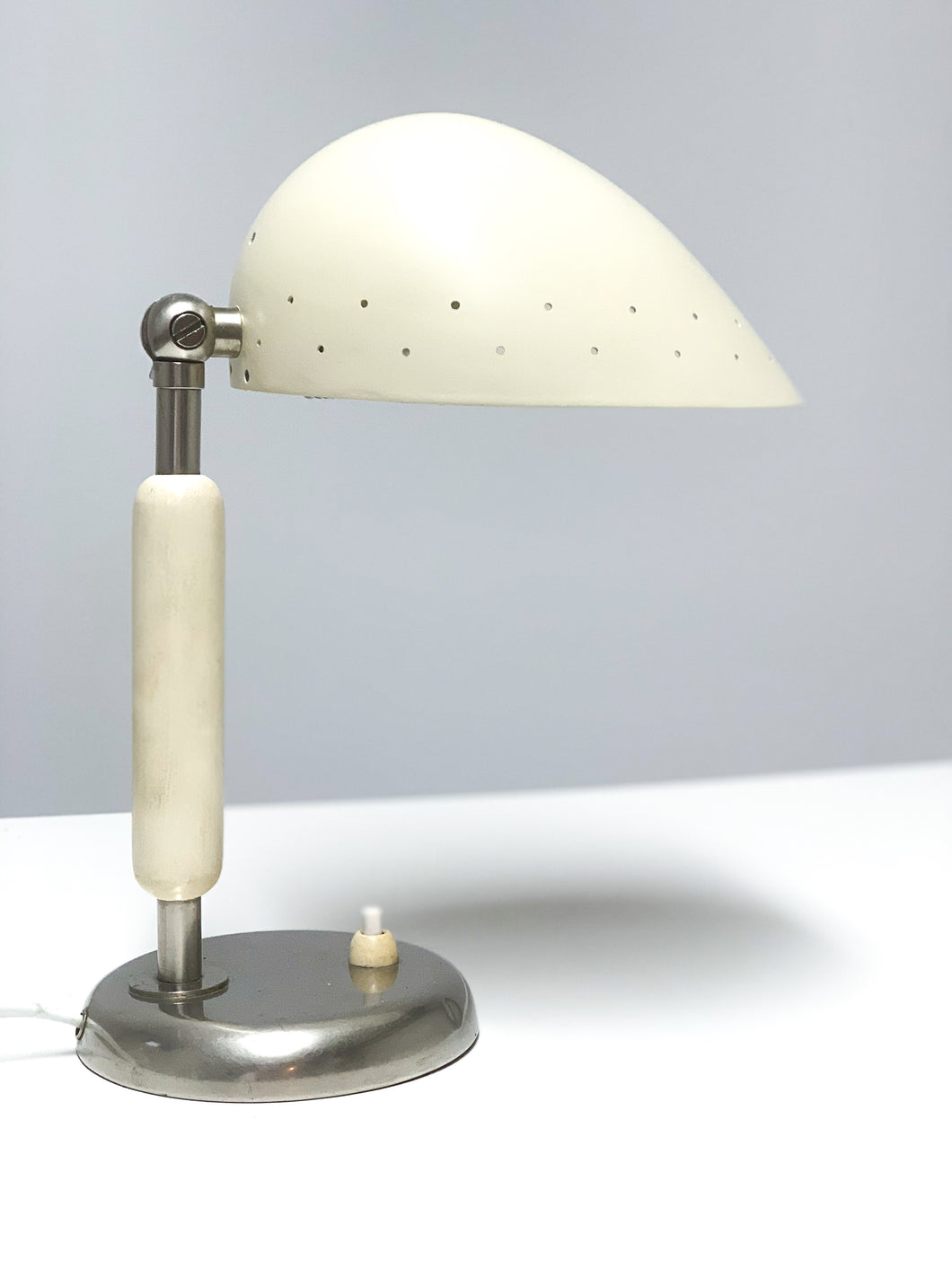 TABLE LAMP BY HARALD NOTINI FOR BÖHLMARKS STOCKHOLM